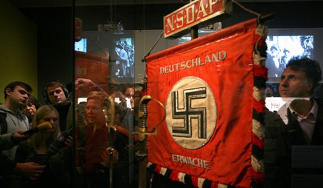 Exhibition - Hitler and the Germans. Nation and Crime