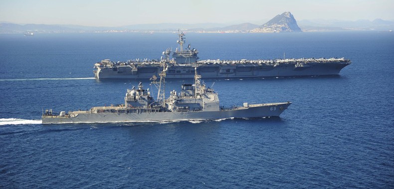 La marine américaine annonce que des navires US font route vers le Yémen